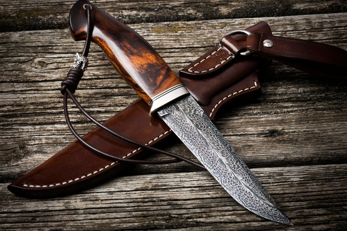 How To Make A Sheath For A Knife How To Make A Knife Sheath - In 7 Easy Steps - thexbest.com
